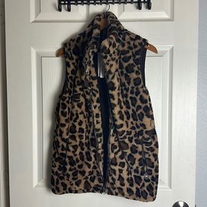 Faux fur cheetah print vest- NWT
